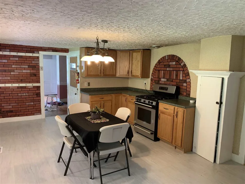 445 Creed Hill Road Pittsford VT 05763