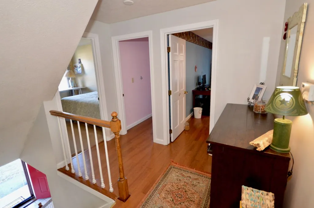 31 Rolling Ridge Road Londonderry NH 03053
