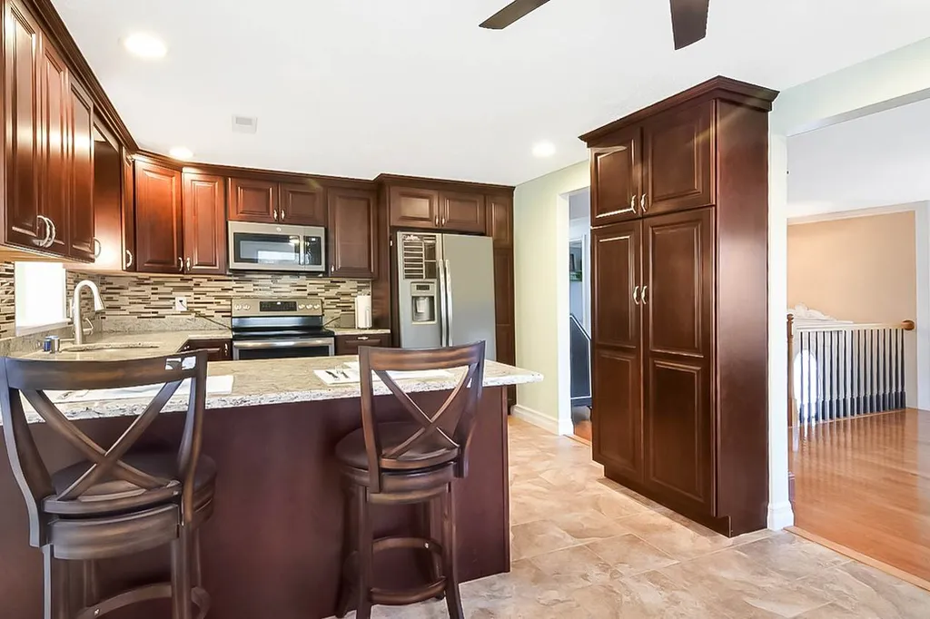 14 Huckleberry Road Raymond NH 03077