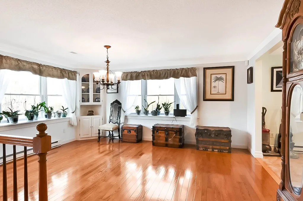 14 Huckleberry Road Raymond NH 03077