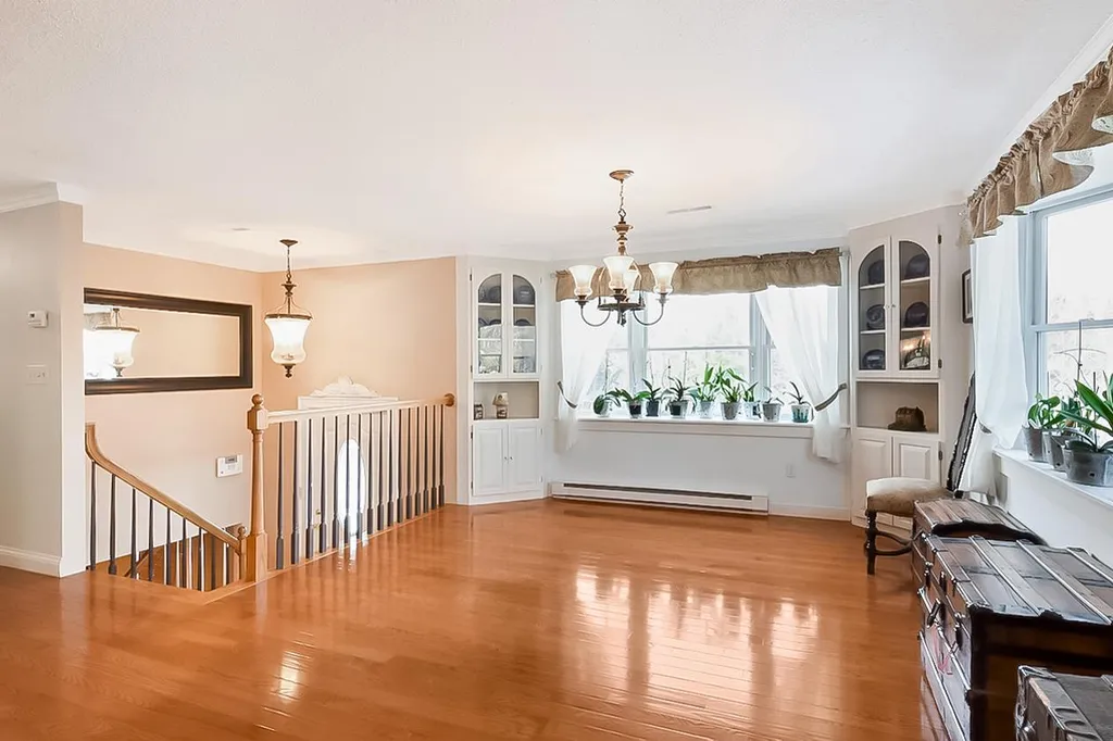 14 Huckleberry Road Raymond NH 03077