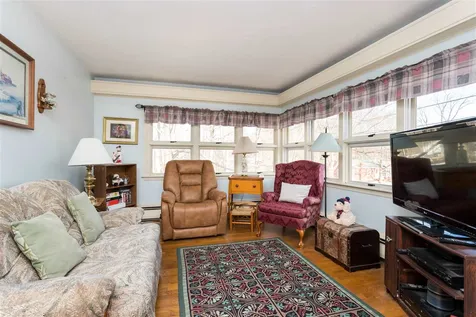 4 Yvonne Street Rochester NH 03867