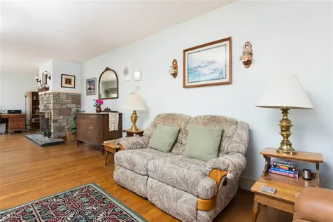 4 Yvonne Street Rochester NH 03867
