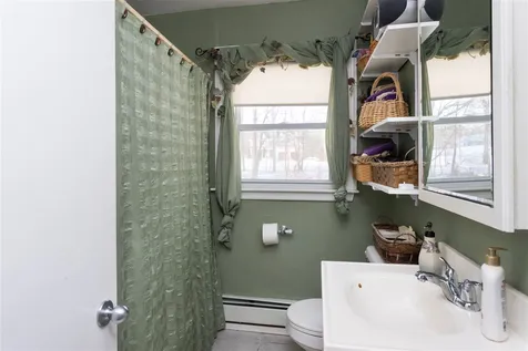 4 Yvonne Street Rochester NH 03867