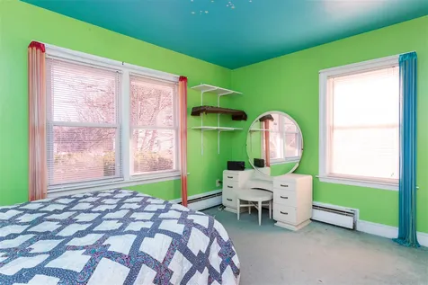 4 Yvonne Street Rochester NH 03867