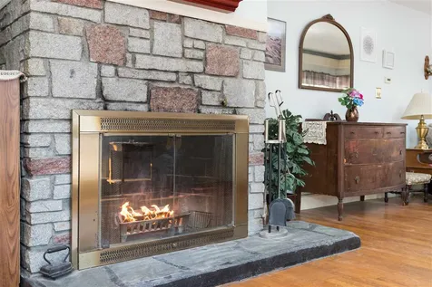 4 Yvonne Street Rochester NH 03867