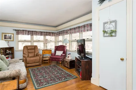 4 Yvonne Street Rochester NH 03867