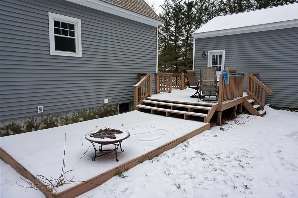 43 Evans Circle Keene NH 03431