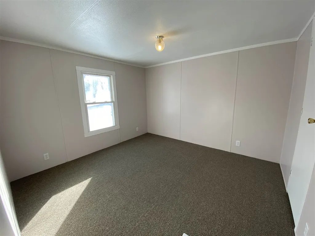 6 Berle Drive Boscawen NH 03303