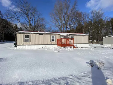6 Berle Drive Boscawen NH 03303