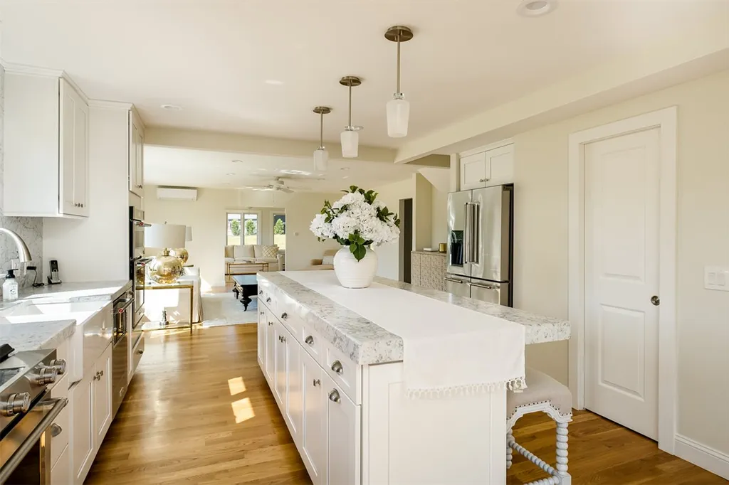 987 Alewive Road Kennebunk ME 04043