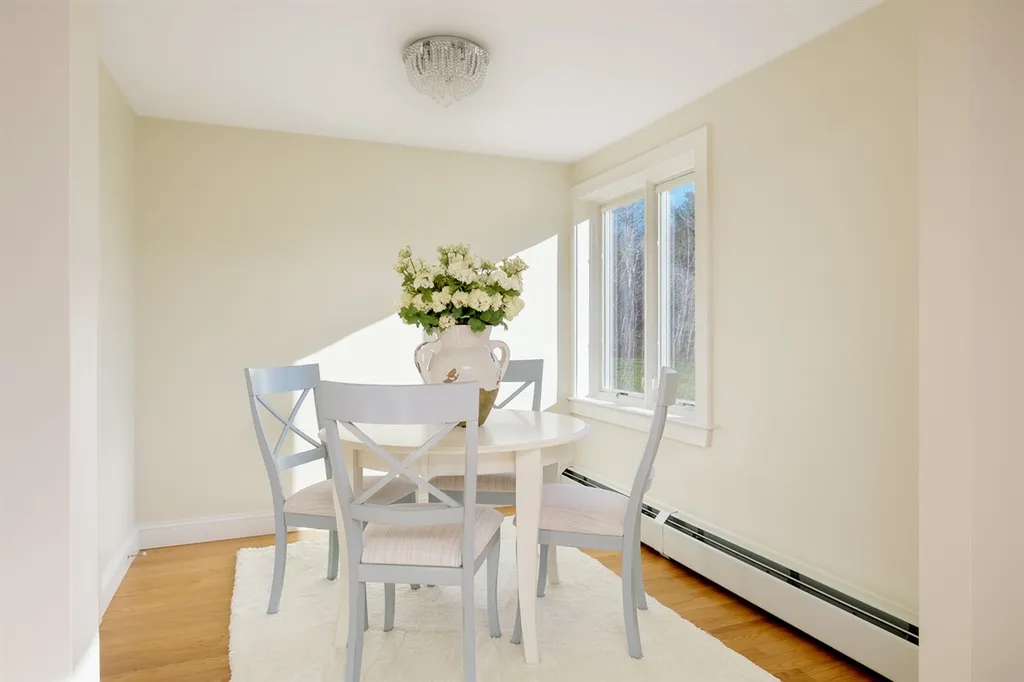 987 Alewive Road Kennebunk ME 04043