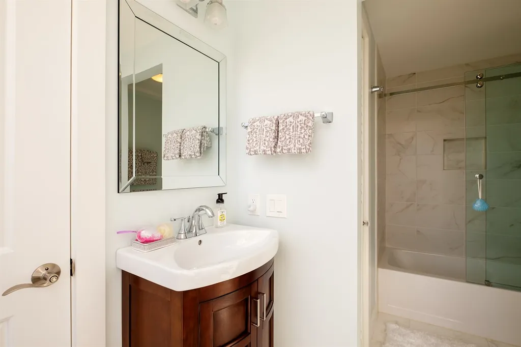 987 Alewive Road Kennebunk ME 04043