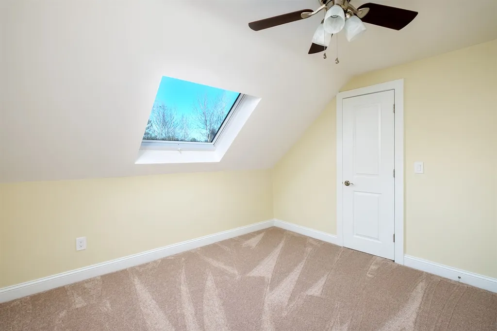 987 Alewive Road Kennebunk ME 04043