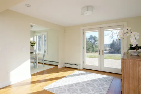 987 Alewive Road Kennebunk ME 04043