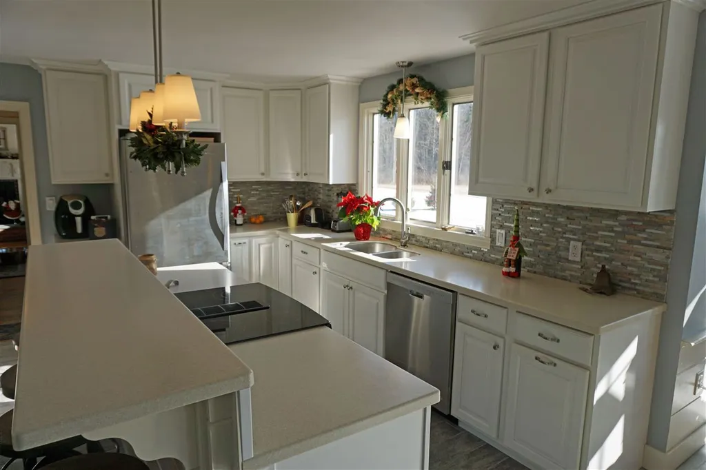 664 West Street Keene NH 03431