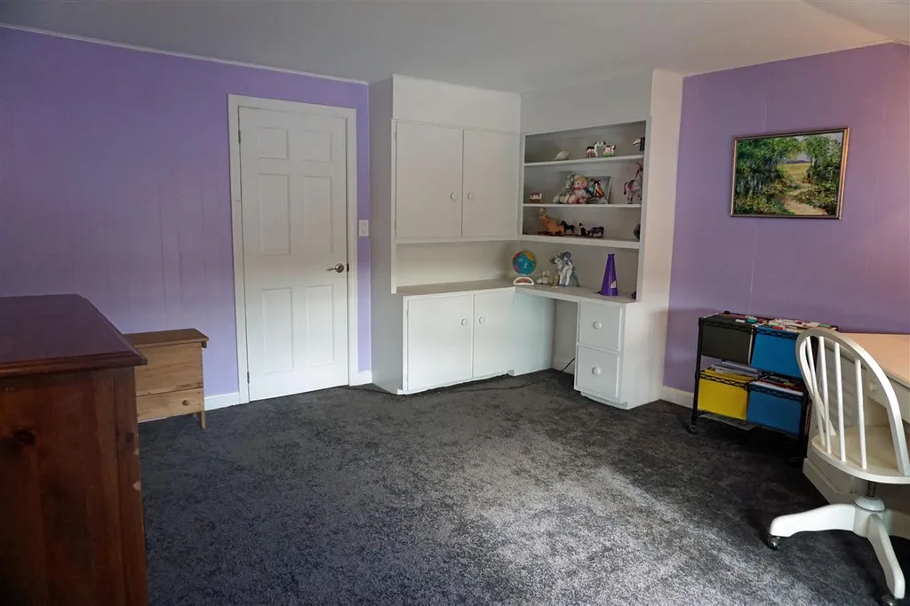 664 West Street Keene NH 03431