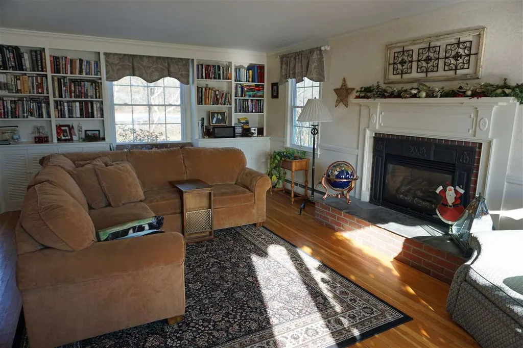 664 West Street Keene NH 03431
