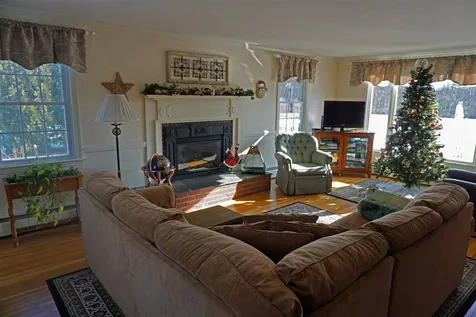 664 West Street Keene NH 03431