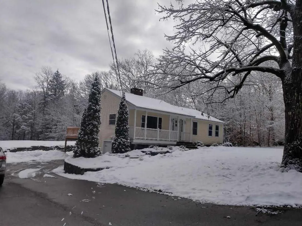 14 Goodwin Road Hampton Falls NH 03844