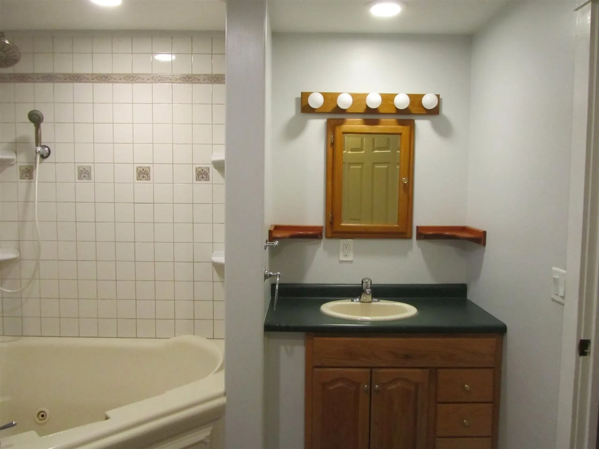 100 Owls Hill Road Westmoreland NH 03467