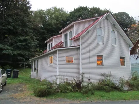 11 Maple Street Windsor VT 05089