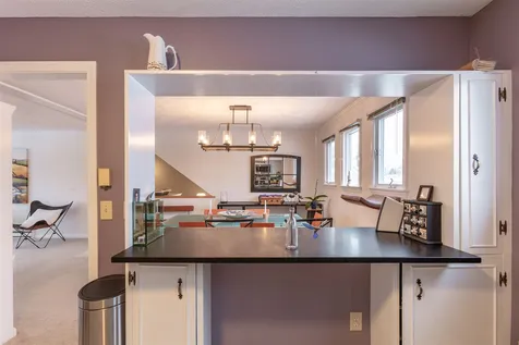 26 Hilltop Place New London NH 03257