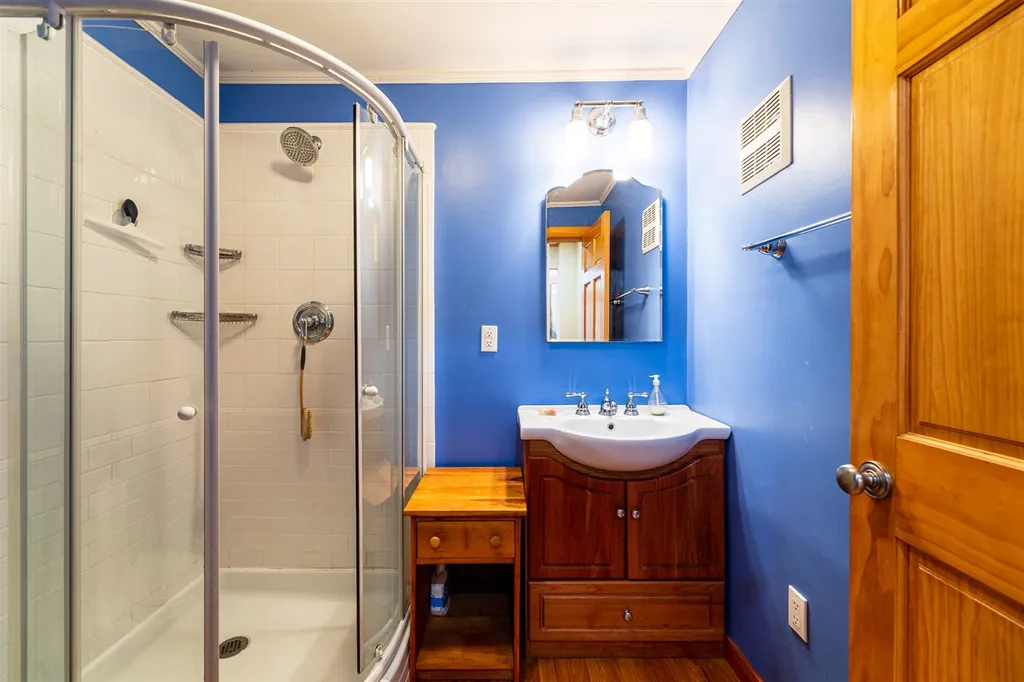 23 River Road Hanover NH 03755