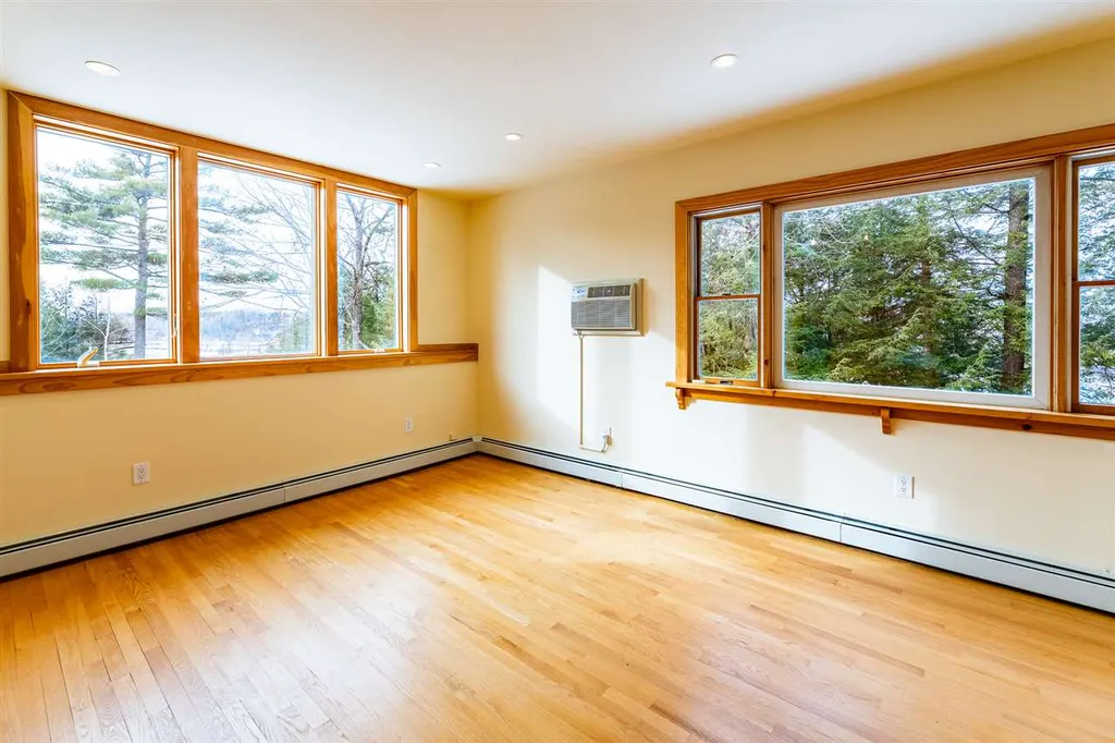 23 River Road Hanover NH 03755