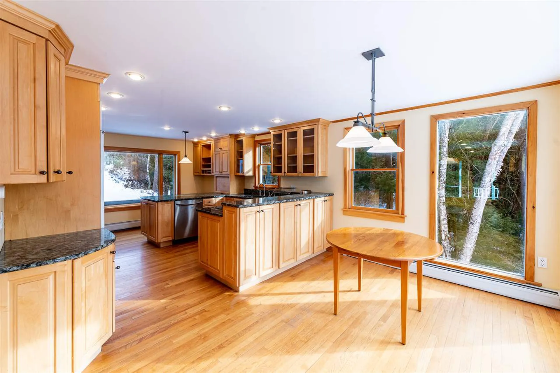 23 River Road Hanover NH 03755