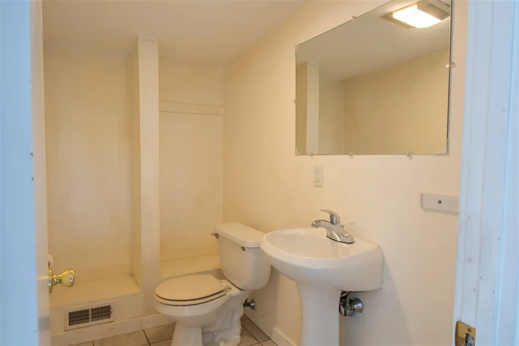 385 Daniel Webster Highway Merrimack NH 03054