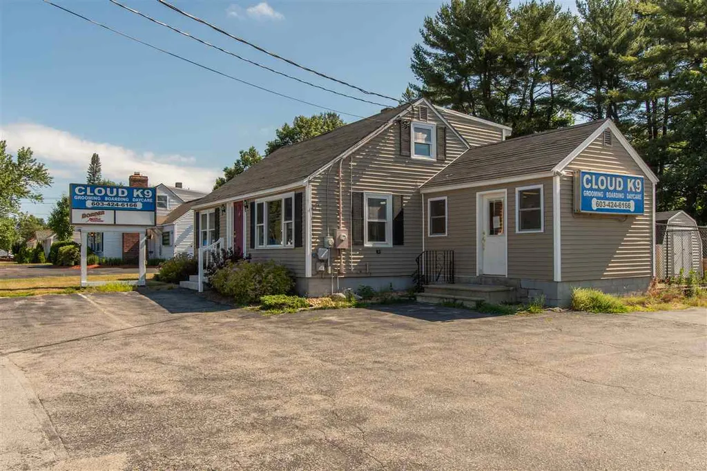 385 Daniel Webster Highway Merrimack NH 03054