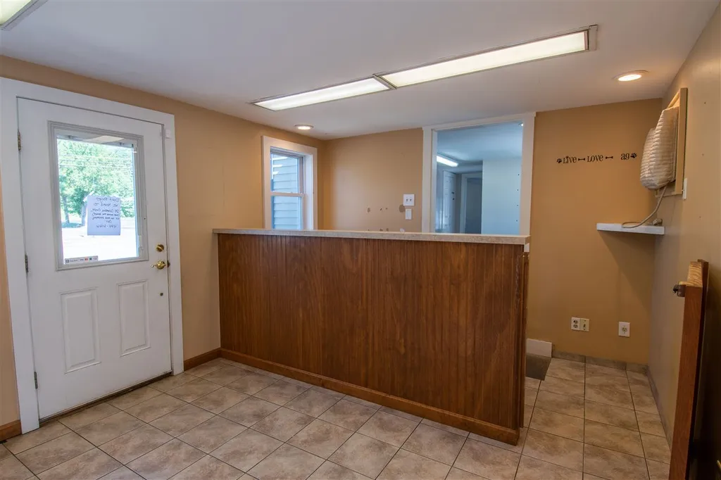 385 Daniel Webster Highway Merrimack NH 03054