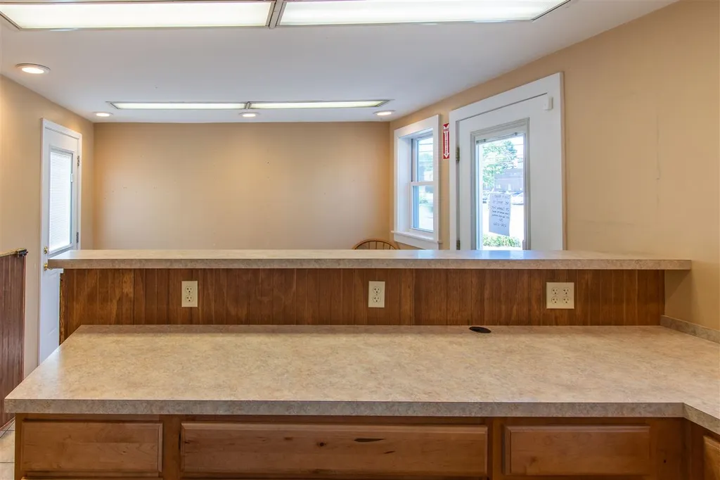 385 Daniel Webster Highway Merrimack NH 03054