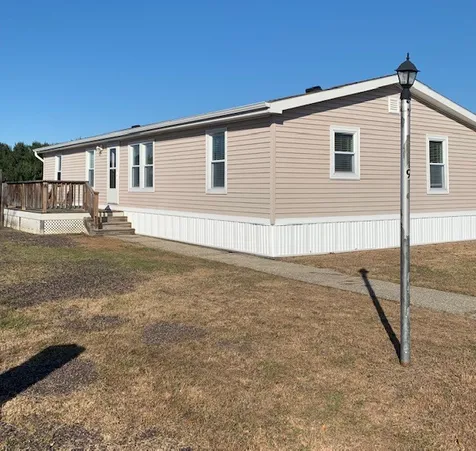 9 Day Lilly Lane Rochester NH 03868