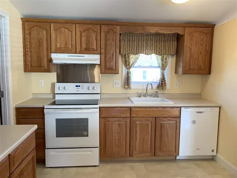 9 Day Lilly Lane Rochester NH 03868