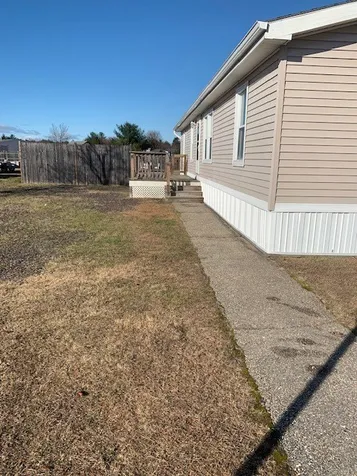 9 Day Lilly Lane Rochester NH 03868