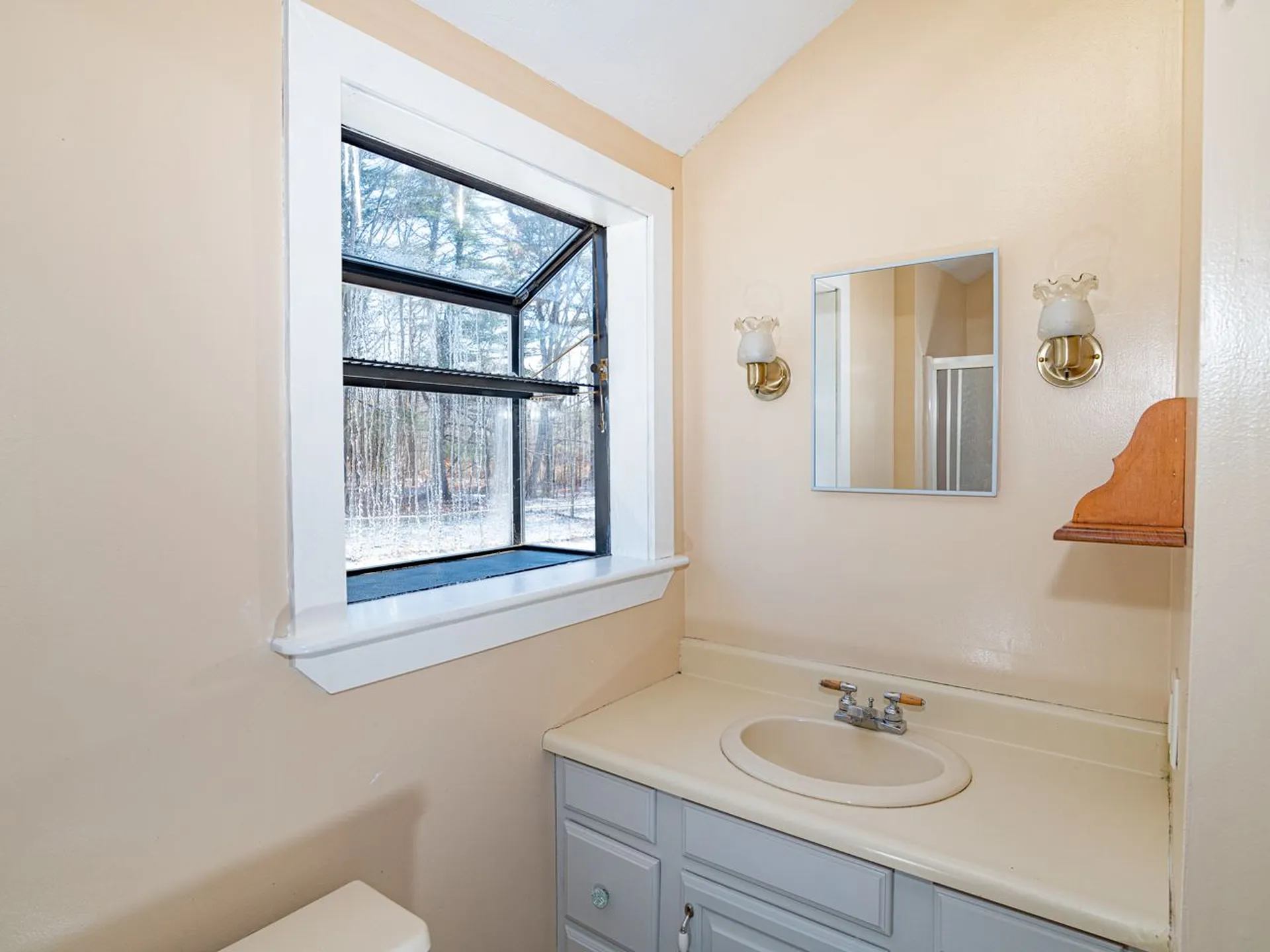 226 Country Club Road Gilford NH 03249