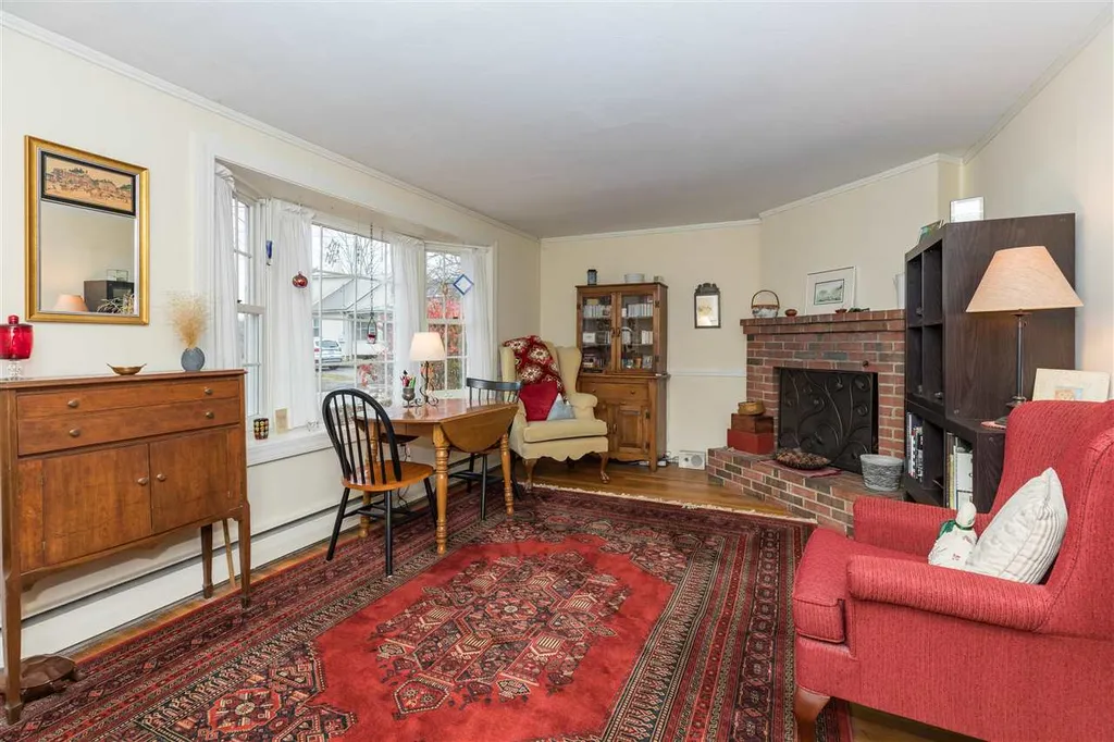 4 Ashland Street Portsmouth NH 03801