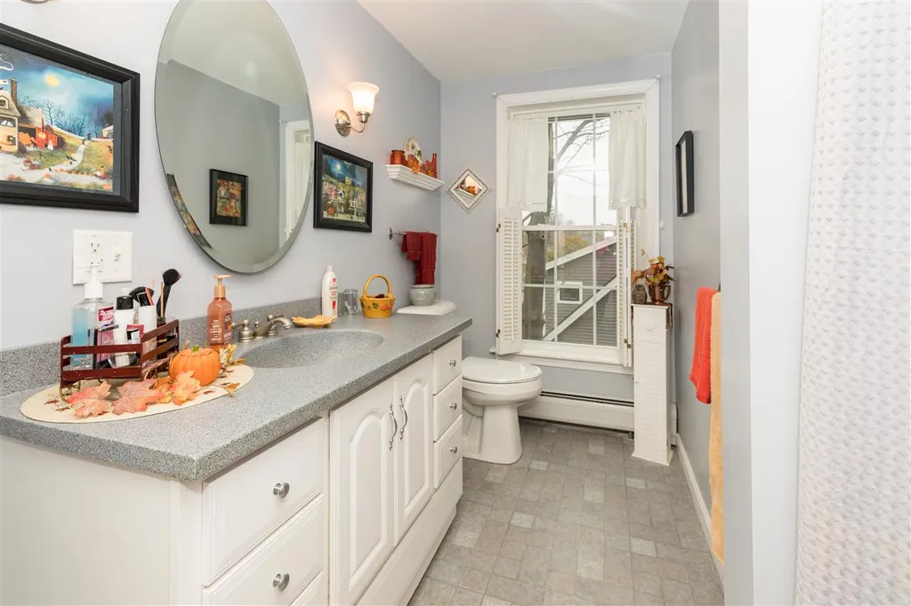 4 Ashland Street Portsmouth NH 03801
