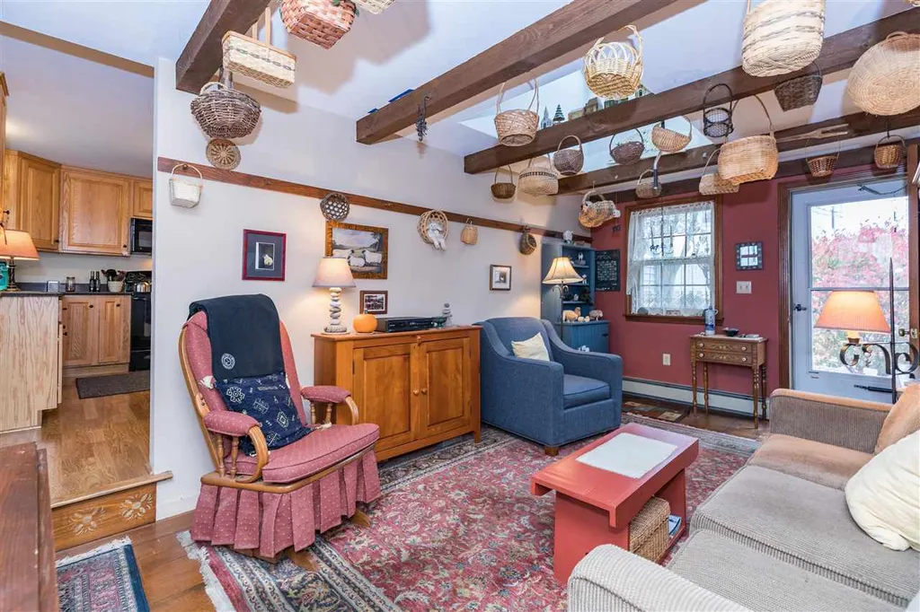 4 Ashland Street Portsmouth NH 03801