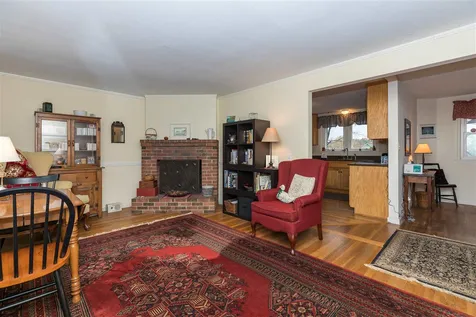 4 Ashland Street Portsmouth NH 03801