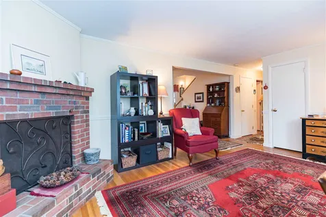 4 Ashland Street Portsmouth NH 03801