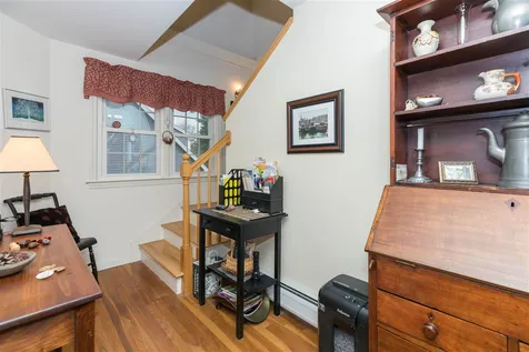 4 Ashland Street Portsmouth NH 03801