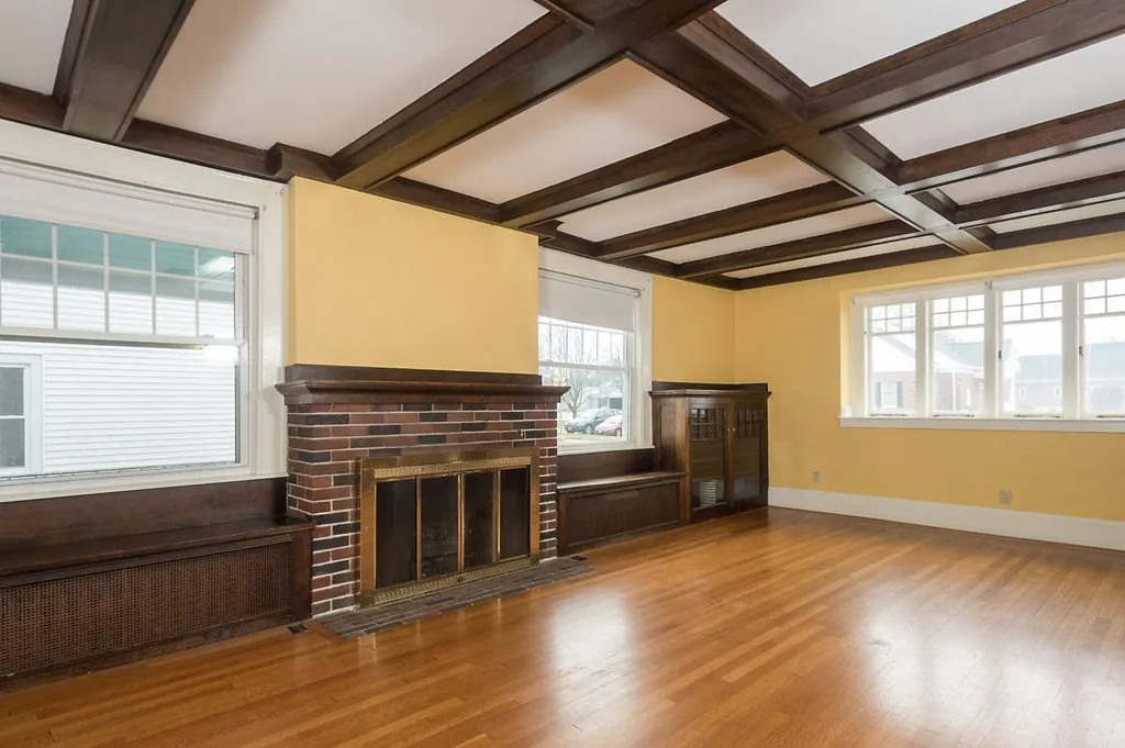 7 Summer Street Rochester NH 03867