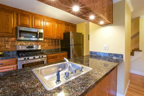 155 Echo Avenue Portsmouth NH 03801
