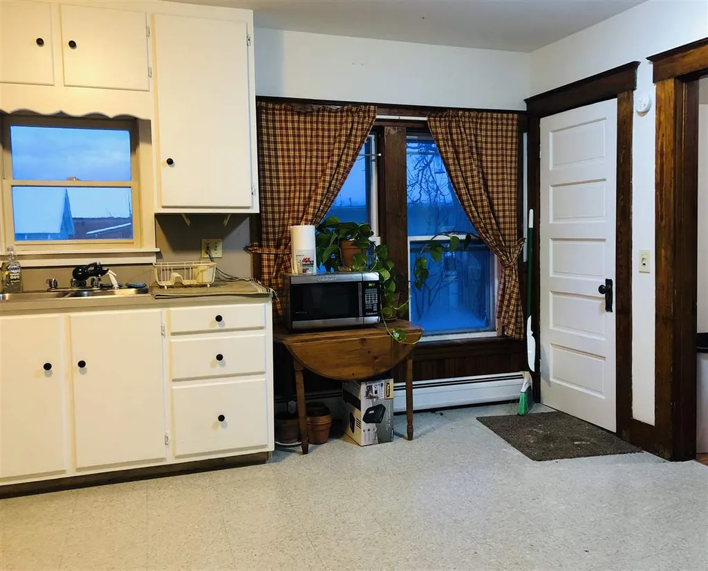 1432 Roxbury Road Roxbury VT 05669
