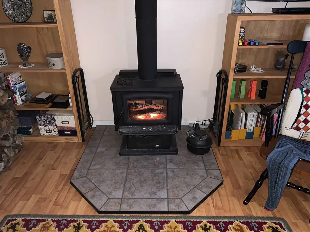 76 Gold Street Milton NH 03851