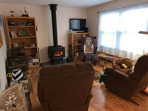 76 Gold Street Milton NH 03851