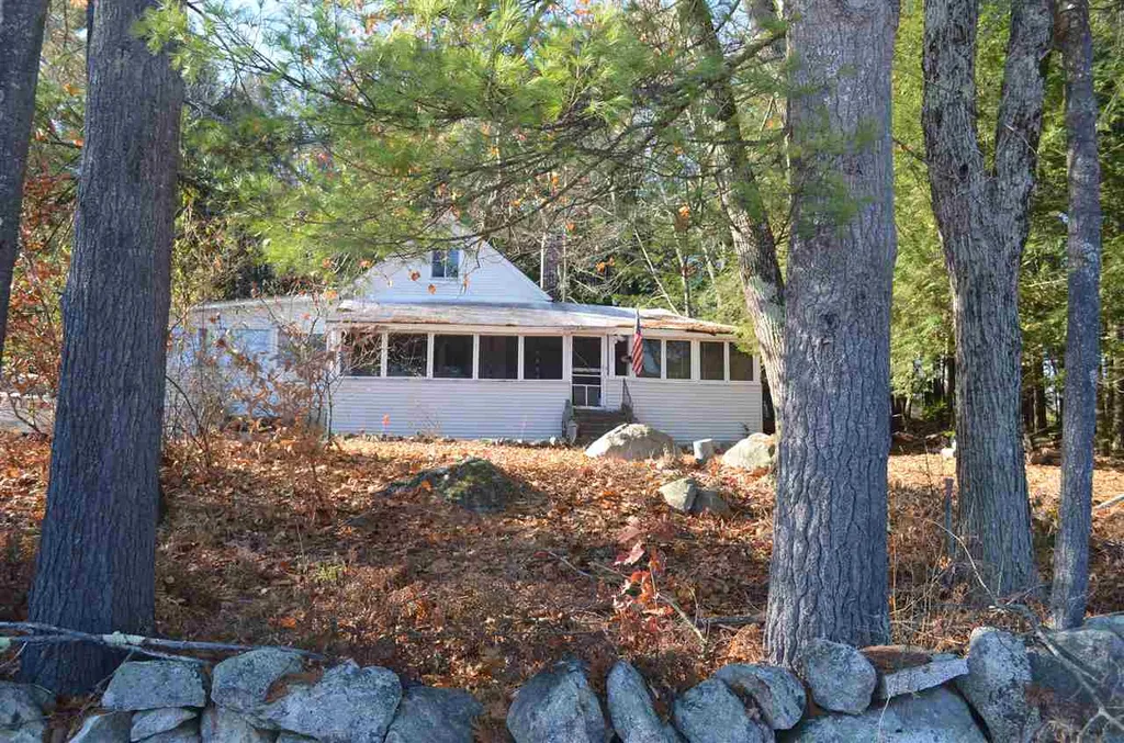 506 White Plains Road Webster NH 03303